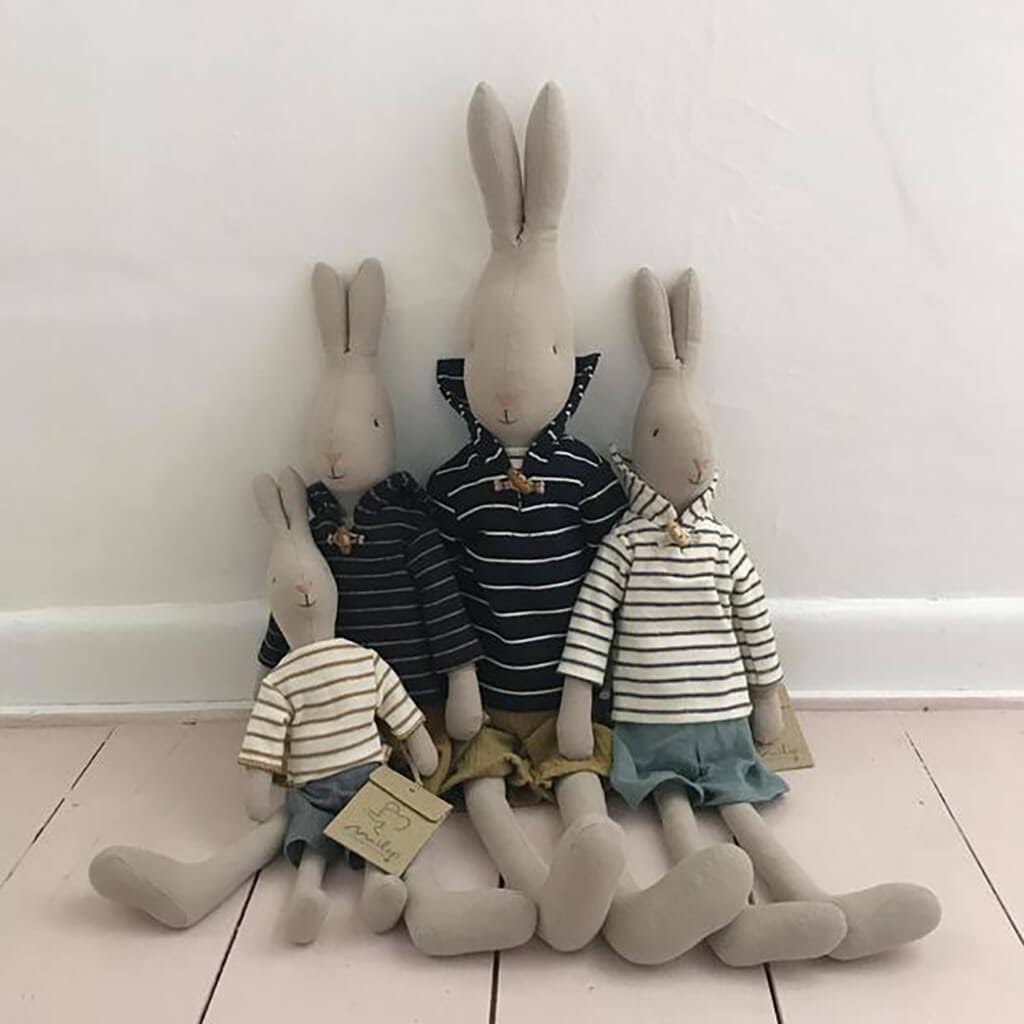 Rabbit Sailor Size 5 R145