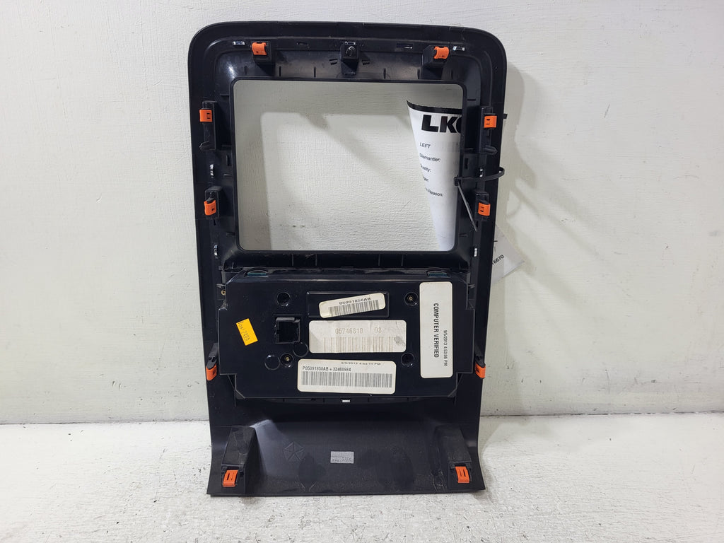 Pre-Owned Dodge Durango Temperature Control with Bezel D651117