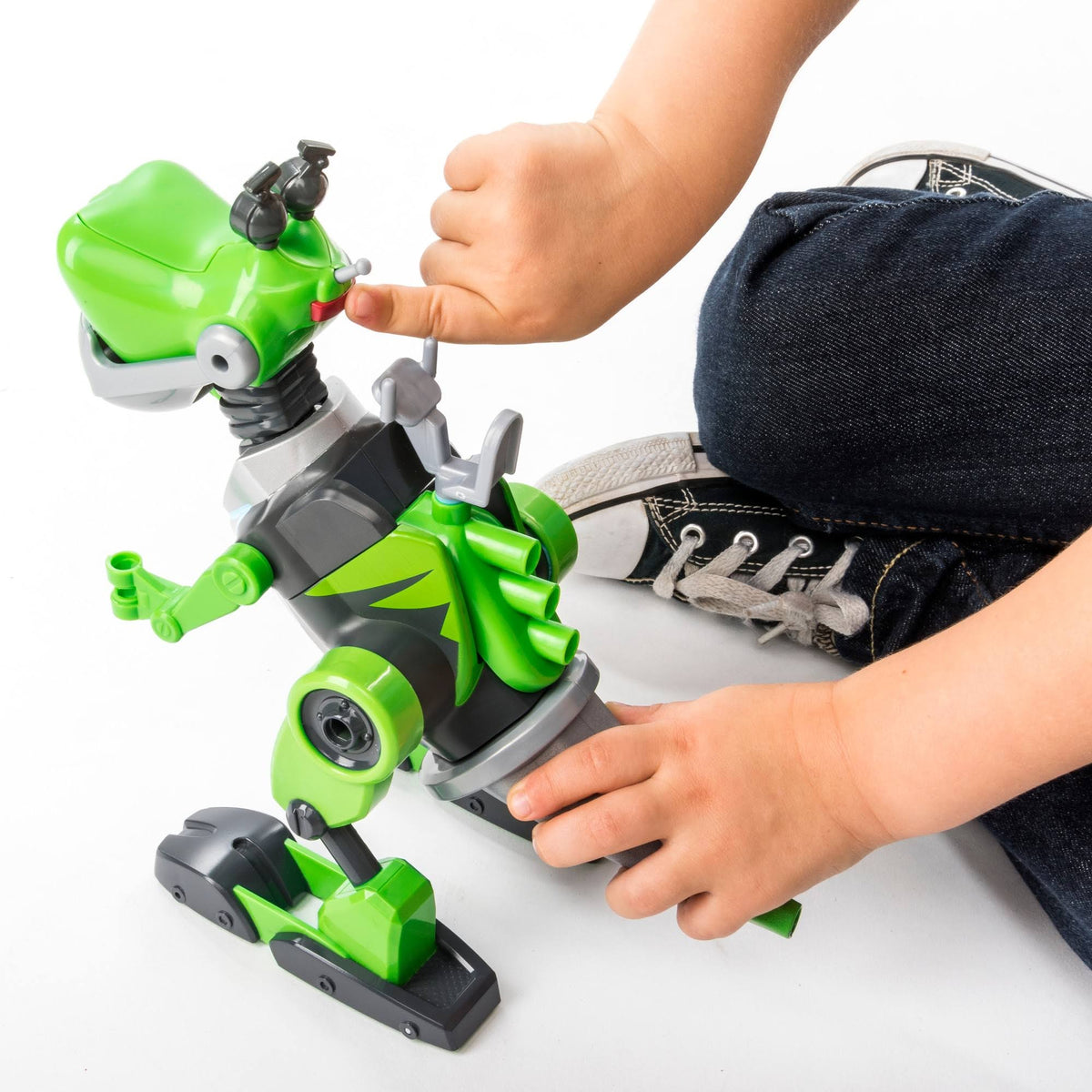 Buildable Figure with Lights and Sounds V74112