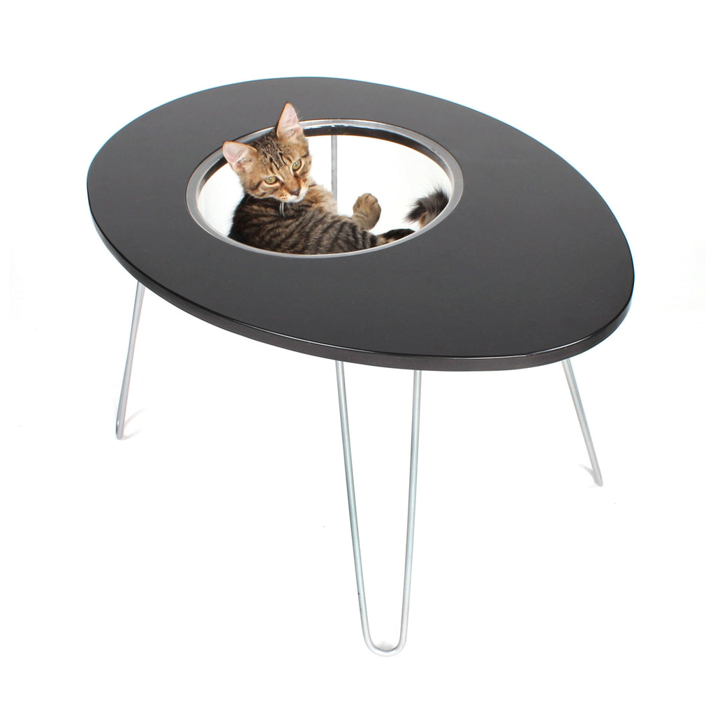 Raised Cat Bed and Side Table O45102
