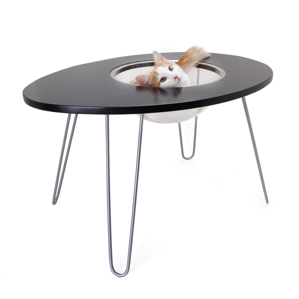 Raised Cat Bed and Side Table O45102