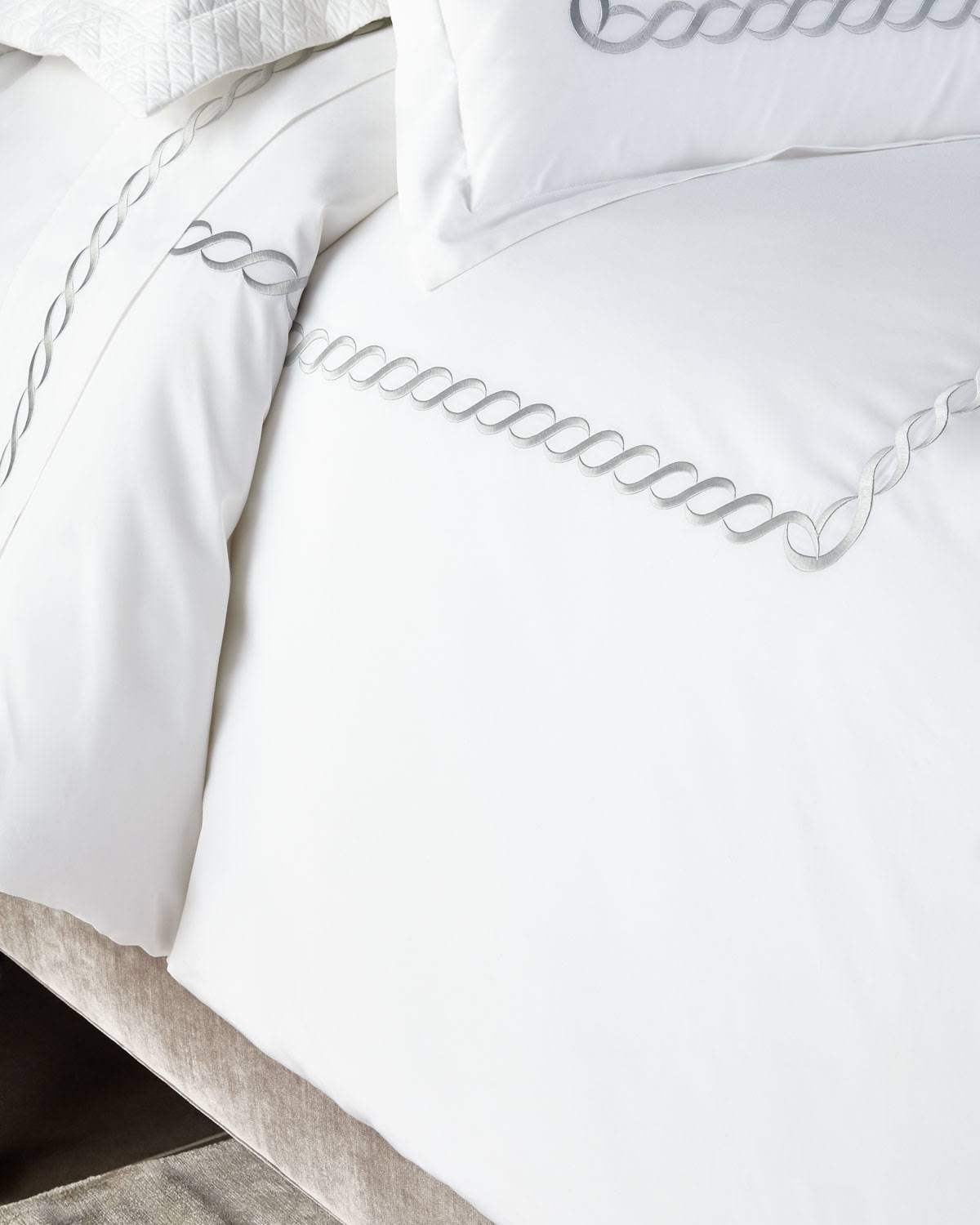 Silver Full-Queen Duvet Cover U21715