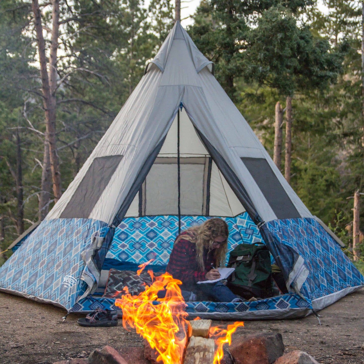 8 Person Teepee Tent, Blue T958