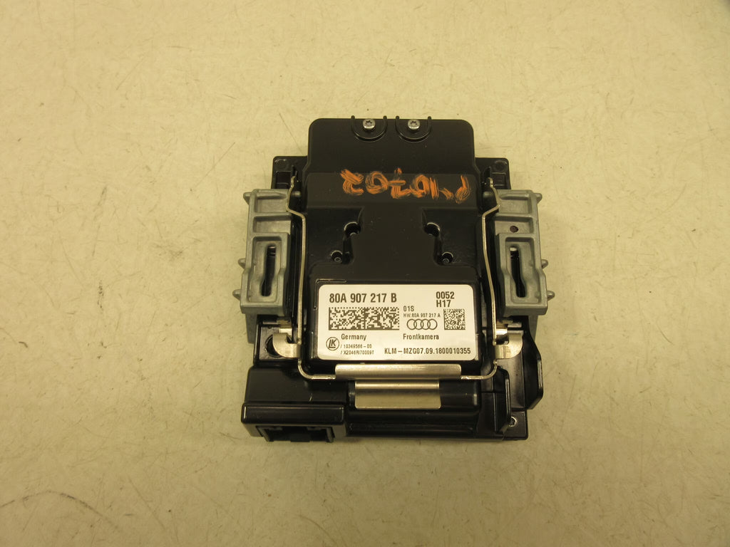 Windshield Mounted Warning Lane Departure Camera P257