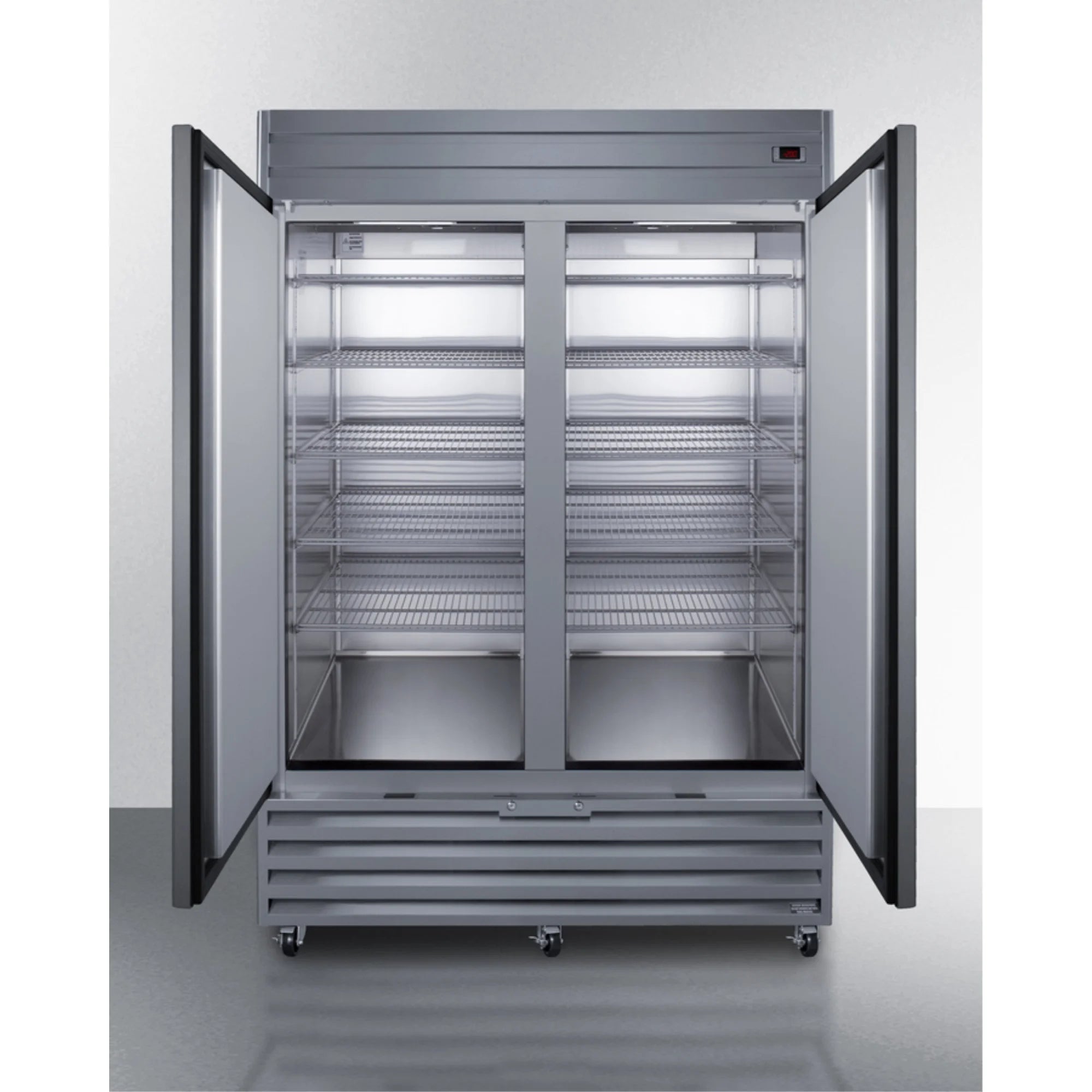 39 cu. ft. Reach-In Freezer T38178