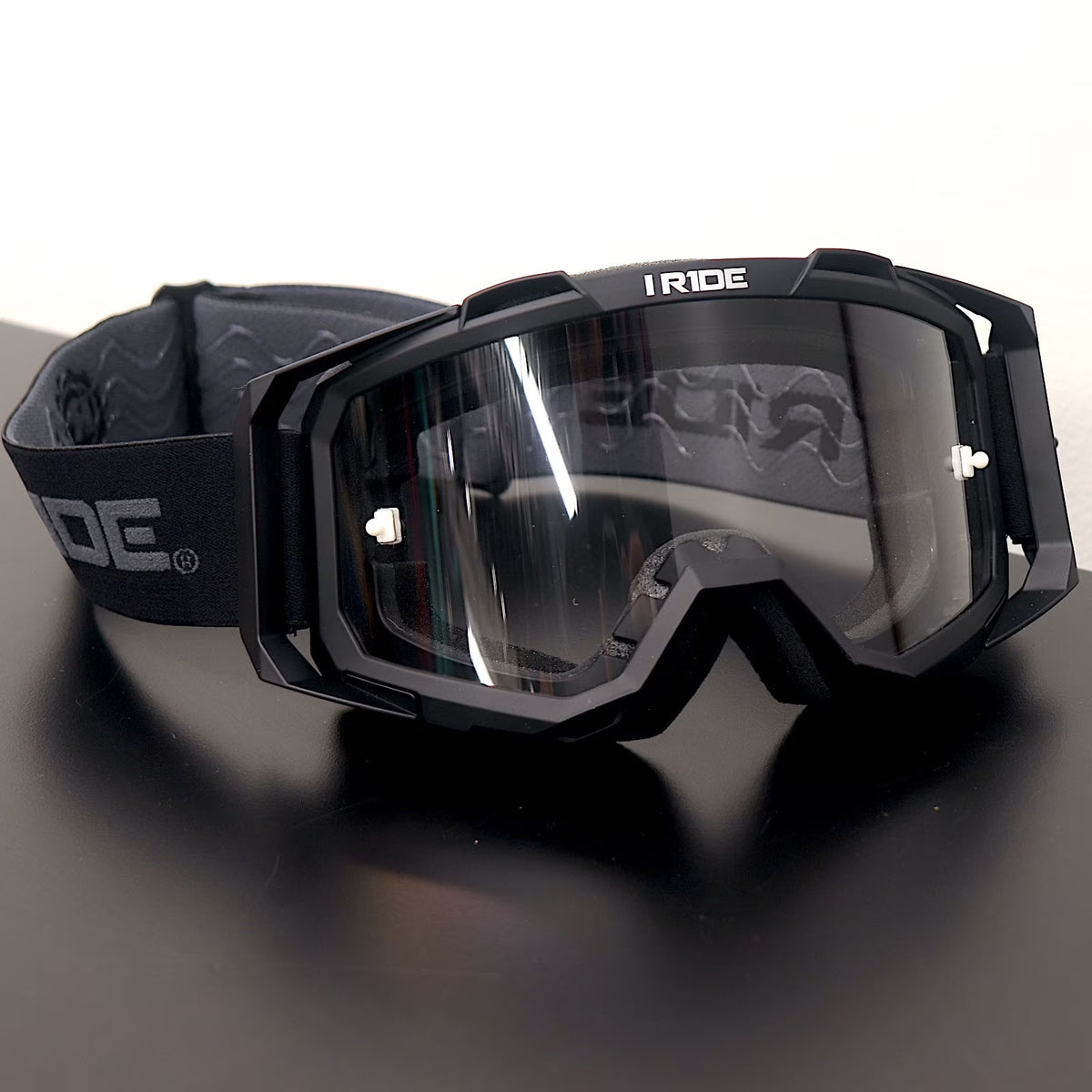 Holeshot Motocross Mx Goggles (Clear Lenses) K448219