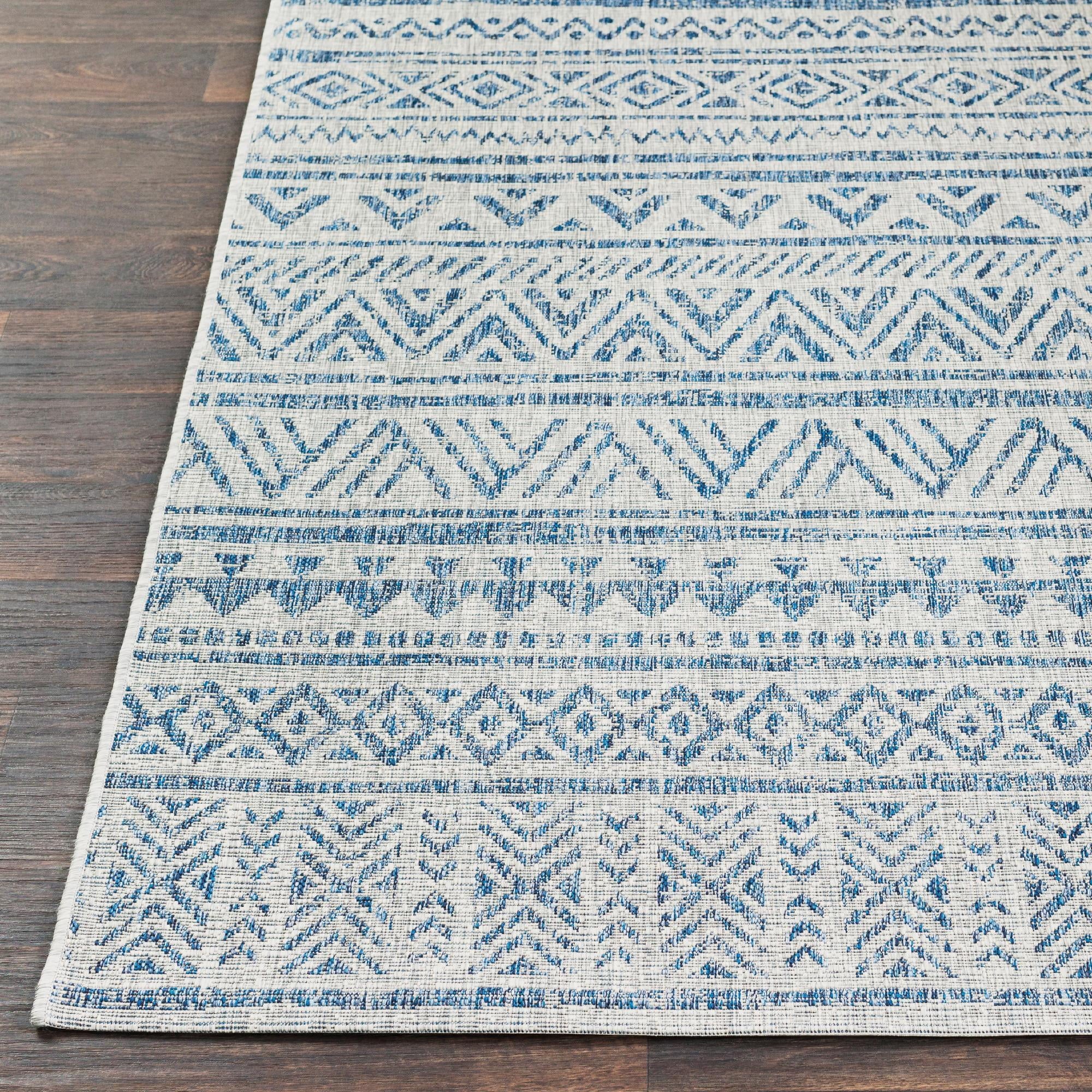 Dark Blue Oval Outdoor Area Rug R73258
