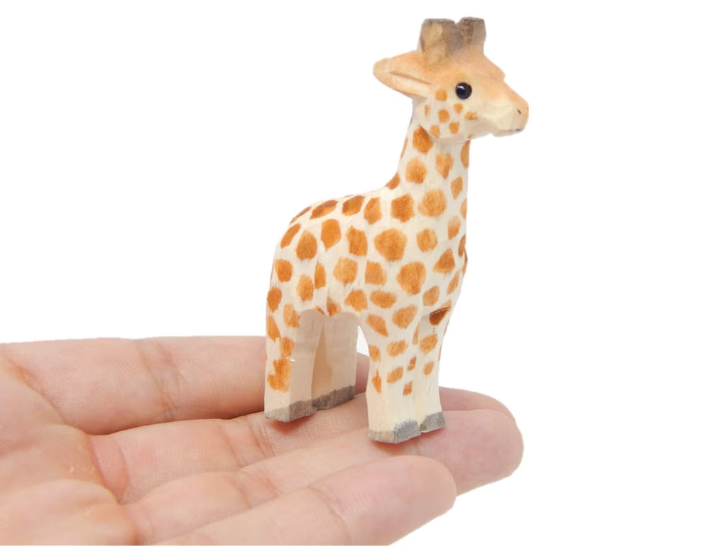 Miniature Safari Zoo Handmade Wooden Carved Ornament Figurine S5382