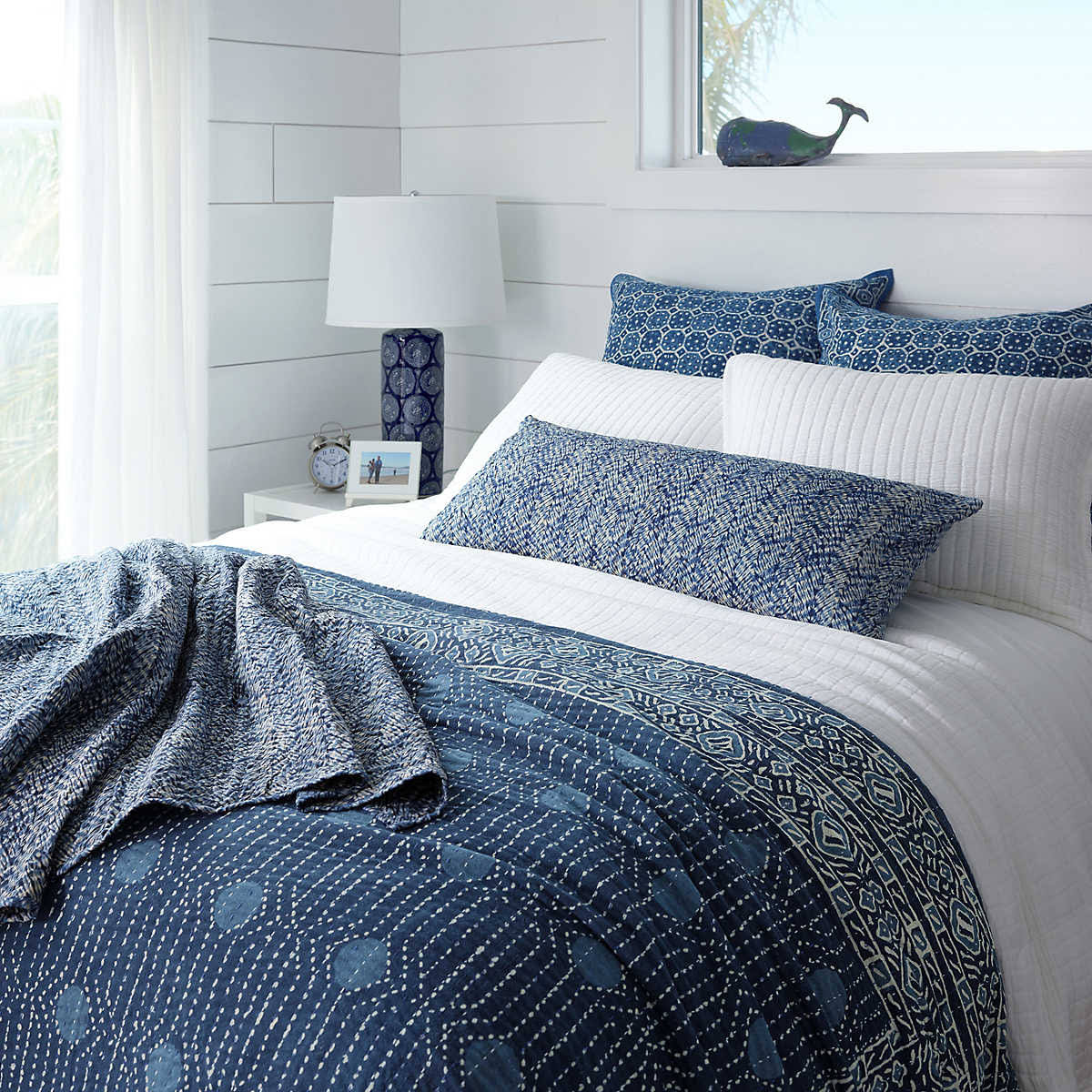 White Queen Coverlet X454