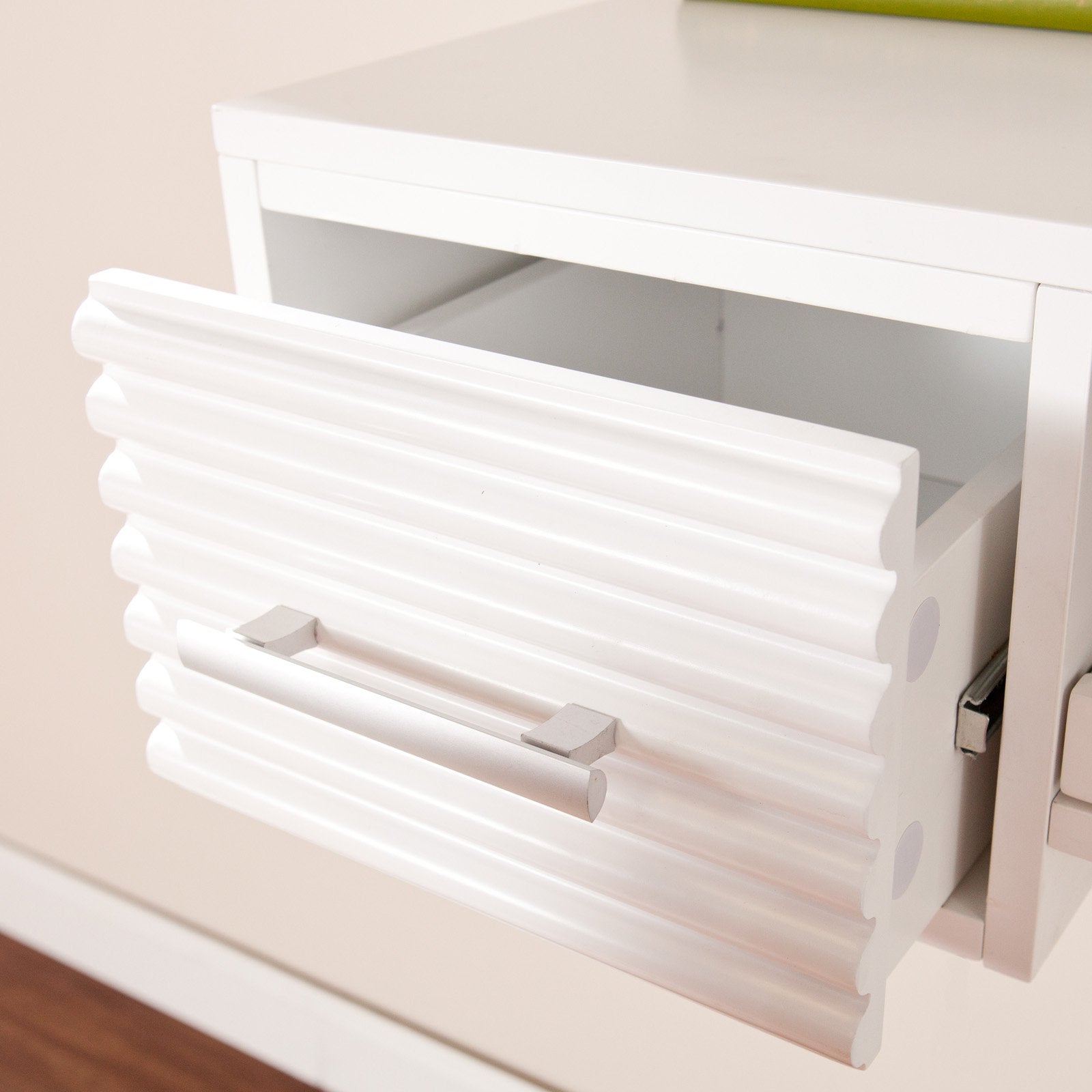 Wall Mount Desk in White H195