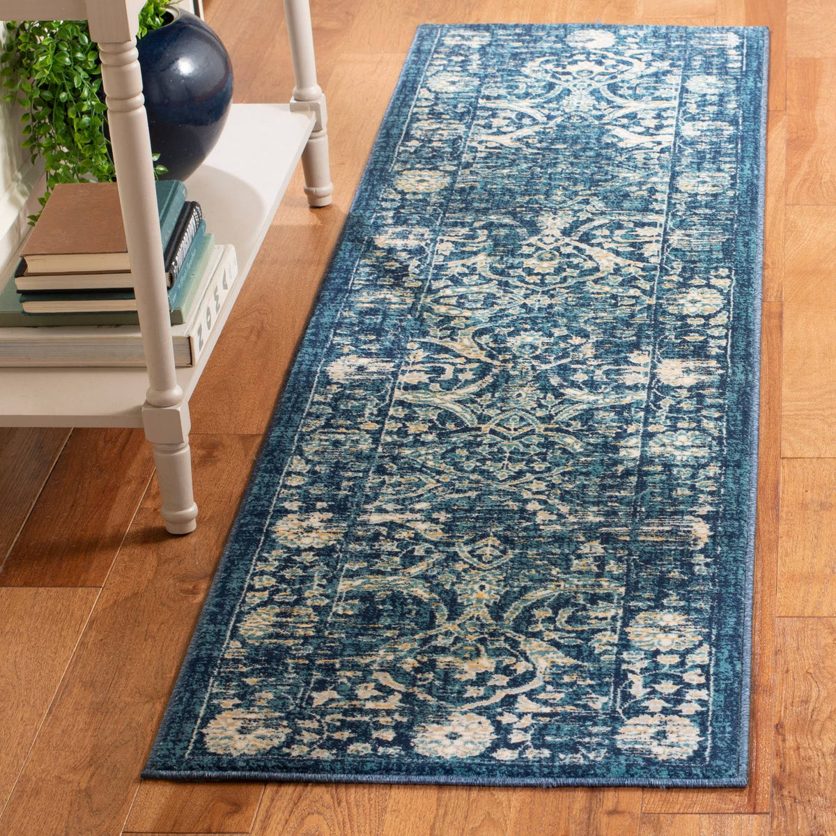 Navy / Beige Runner Rug S121