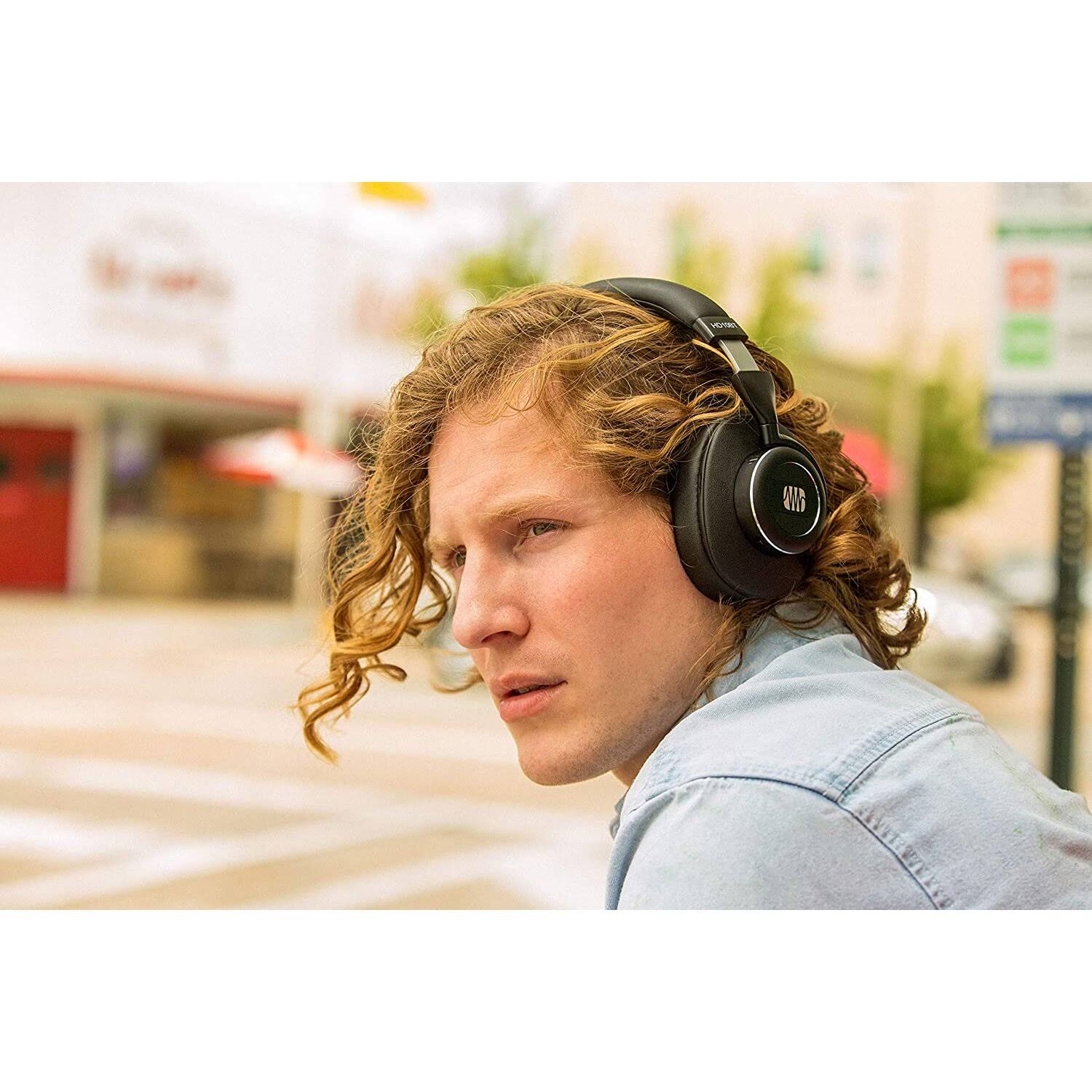 Bluetooth Headphones with Active Noise-Cancelling U582