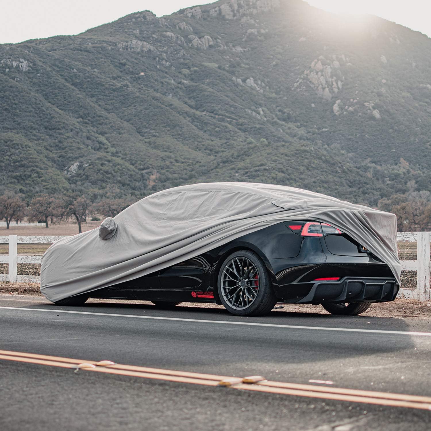 Outdoor Car Cover with Storage Bag I685